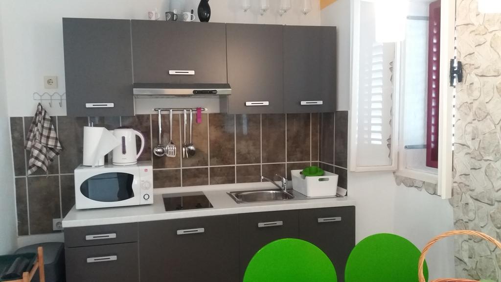 Apartment T & D Пула Екстер'єр фото